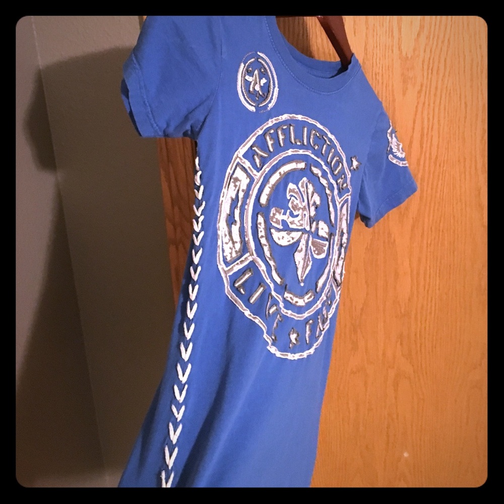 Affliction tee shirt